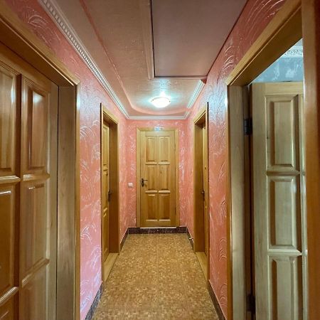Villa Aeroport Розовый Дом Chisinau Luaran gambar
