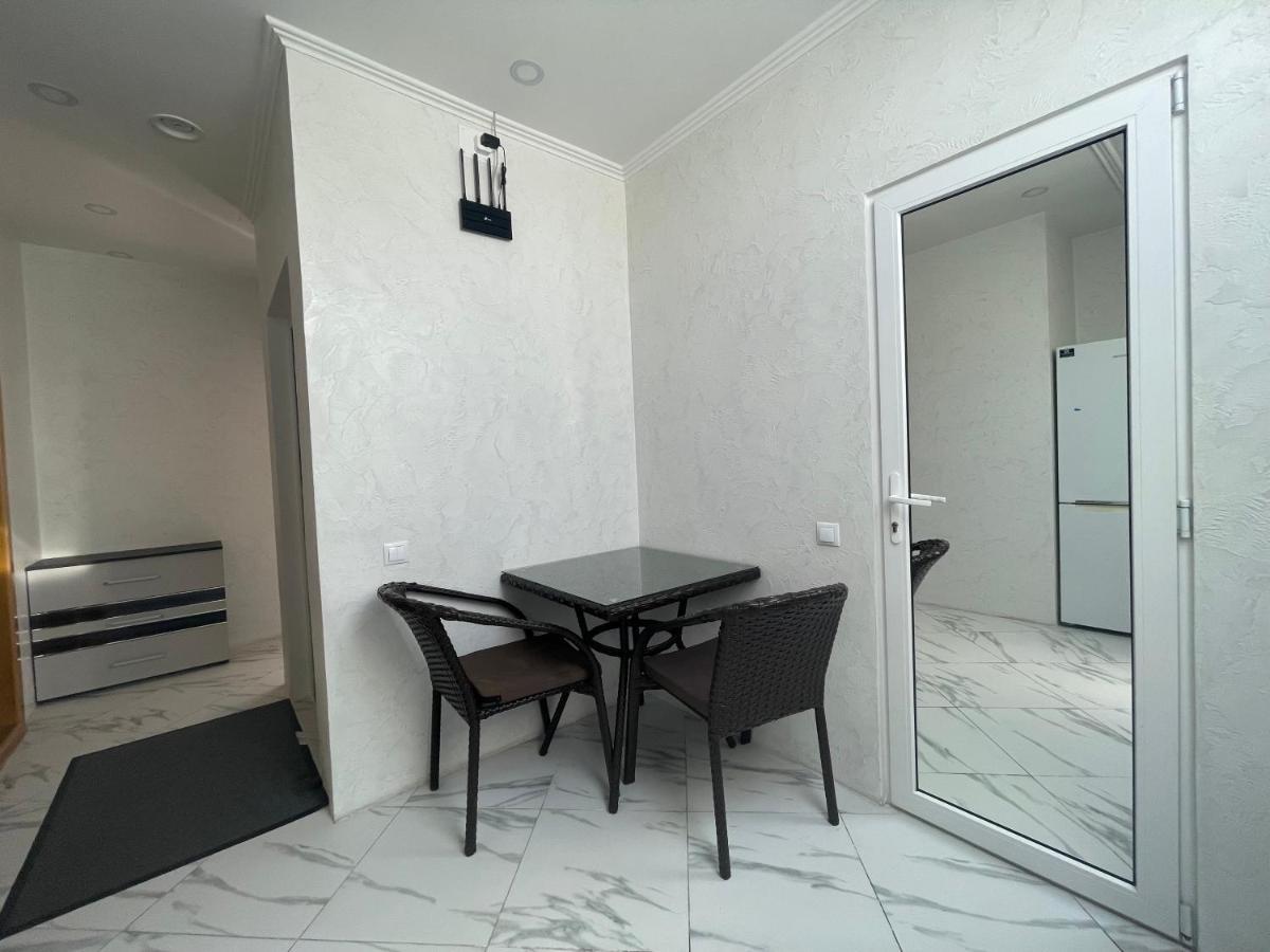 Villa Aeroport Розовый Дом Chisinau Luaran gambar